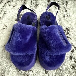 💜💜UGG FLUFF YEAH SLIDES💜